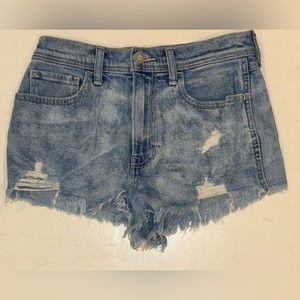 Hollister Denim Shorts in Size 26 NWOT